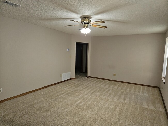 Photo - 7854 Pleasant Oaks Ave