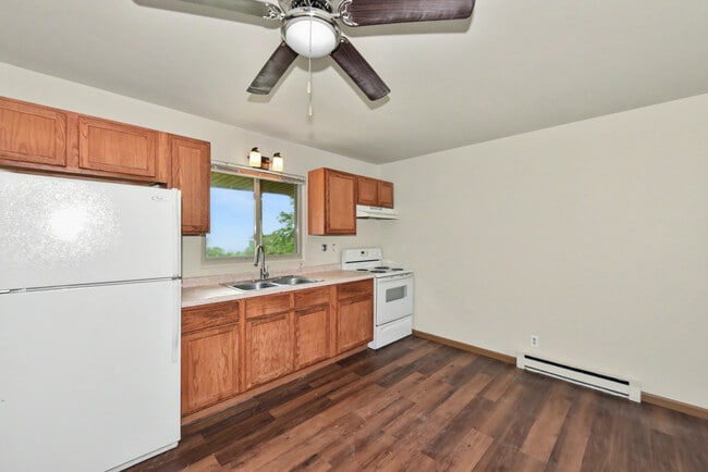 kitchen - 8543 12th Pl