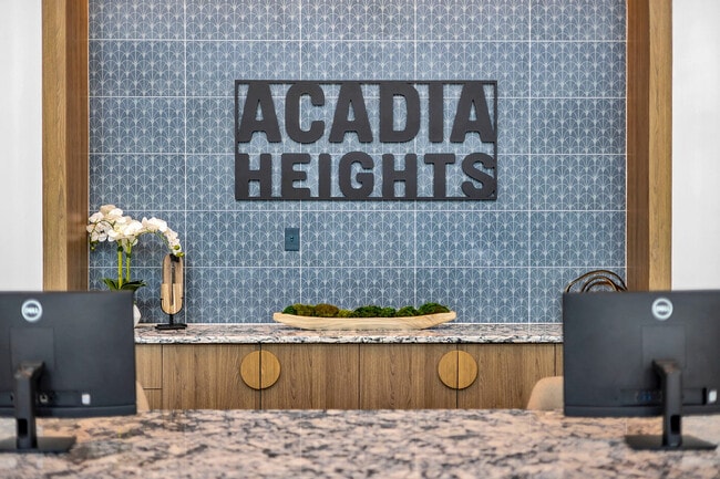10-Acadia Heights - Leasing (10)
