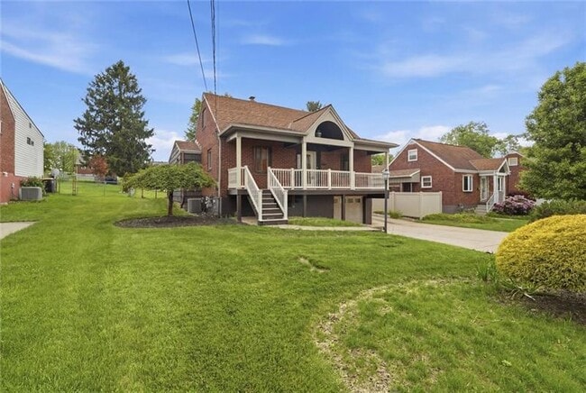 Photo - 336 Logan Rd