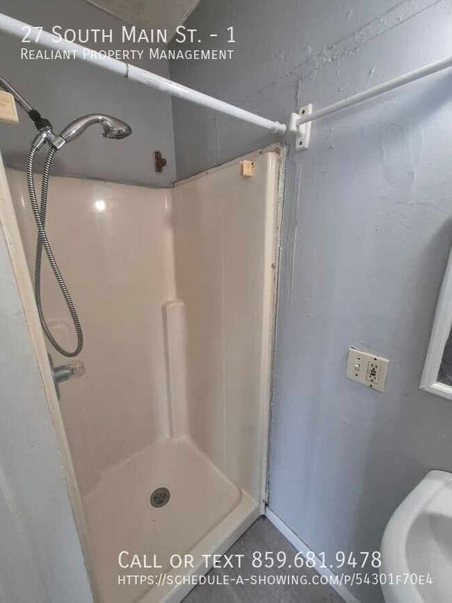 Photo - 27 S Main St Unit 1