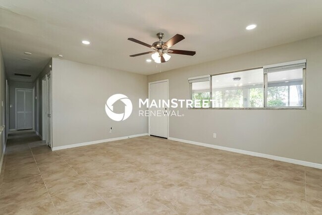 4 Bedroom Pet-Friendly Home in FORT MYERS, FL with Main Street Renewal