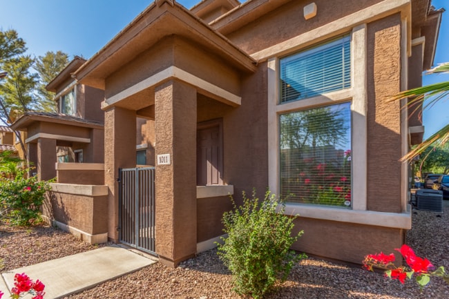 Building Photo - 15240 N 142nd Ave