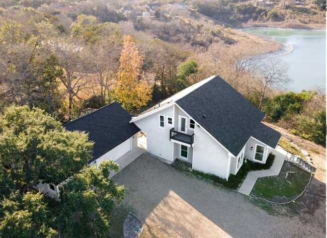 Building Photo - 506 Centex Sportsman Rd