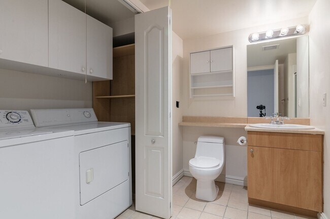 Photo - 2700 Rufus Rockhead Unit 625