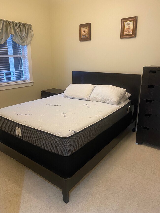 Photo - 25 Jefferson Way