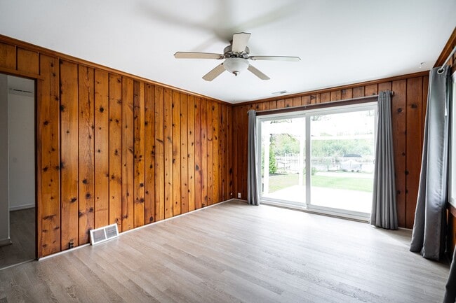 Photo - Beautiful 2 Bedroom Single Family on Paddo...