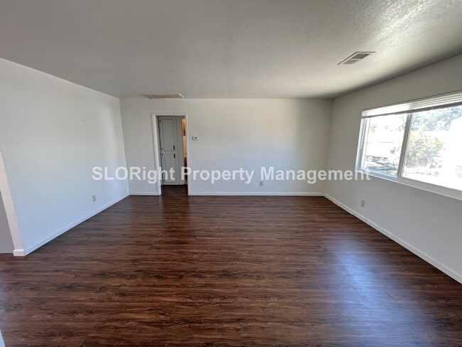 Photo - AVAILABLE OCTOBER - Paso Robles Apartment - 2 Bedroom 2 Bathroom Unit B
