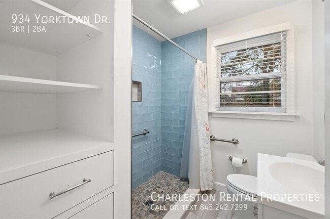 Photo - 934 Yorktown Dr