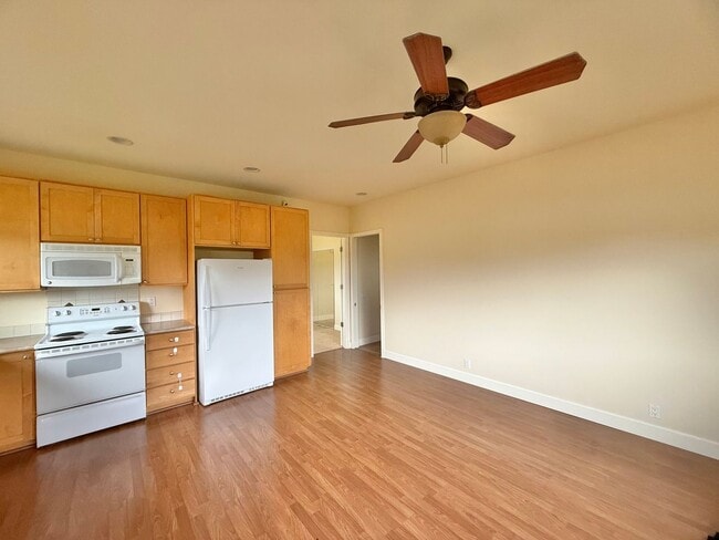 Photo - 1 Bedroom / 1 Bathroom House in Waiolani Mauka!