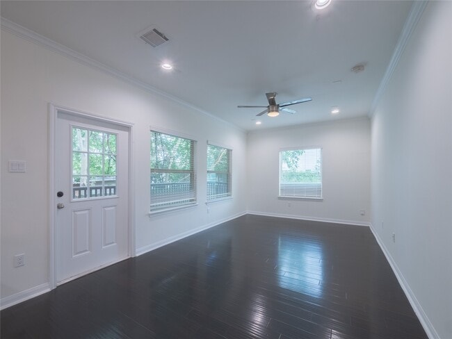 Photo - 1113 Bunton St