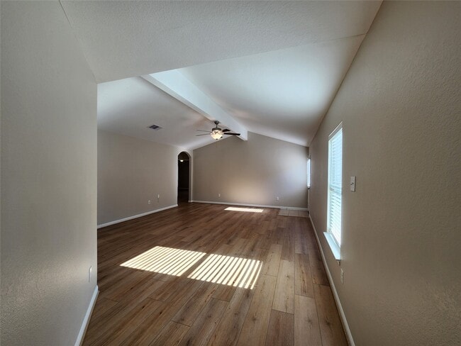 Photo - 22527 Cloverland Field Dr