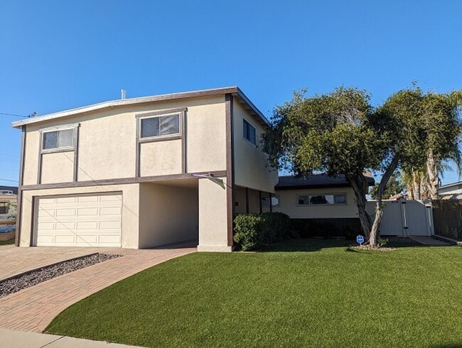 Photo - 5 Bedroom-3 Bathroom Two Story Home in Chu...
