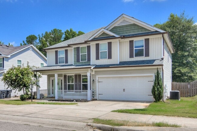 Photo - Beautiful 4 Bedroom in Great Neighborhood!