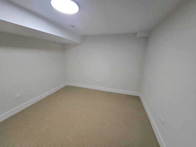 Photo - 8139 S Marshfield Ave Unit g