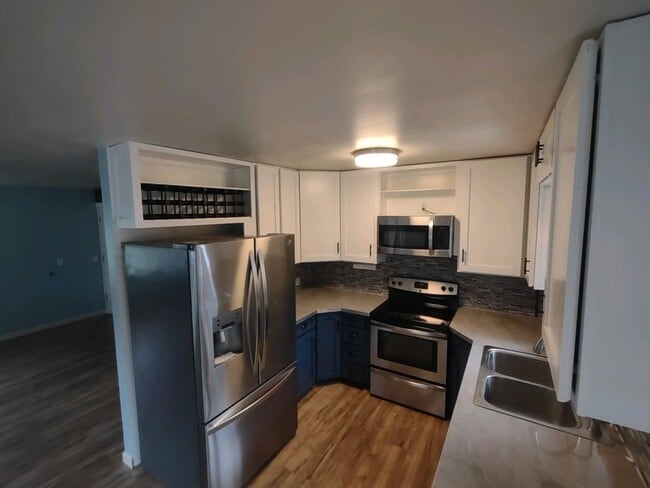 Photo - Located 1 block from Ocean Shores. 3bd 2ba & attached garage