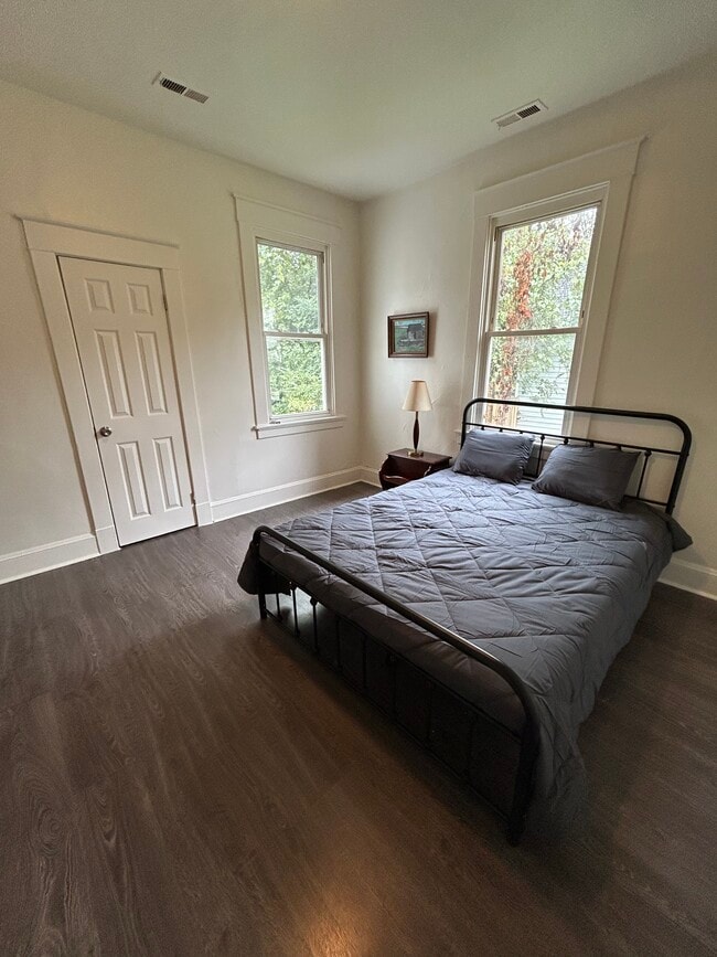 Photo - 1608 Columbia St