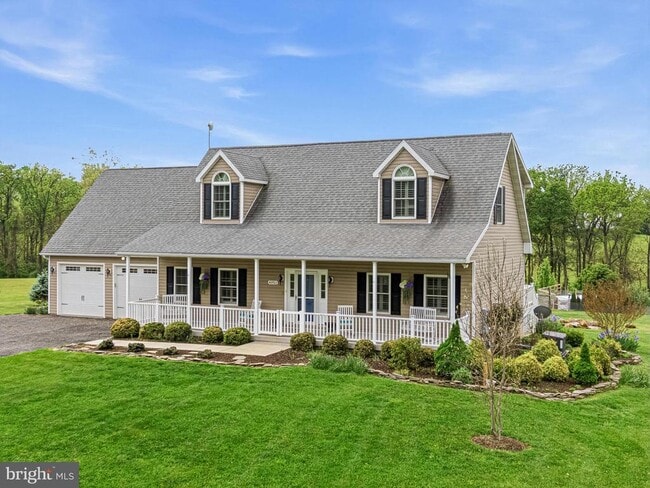 Building Photo - 40923 Browns Ln
