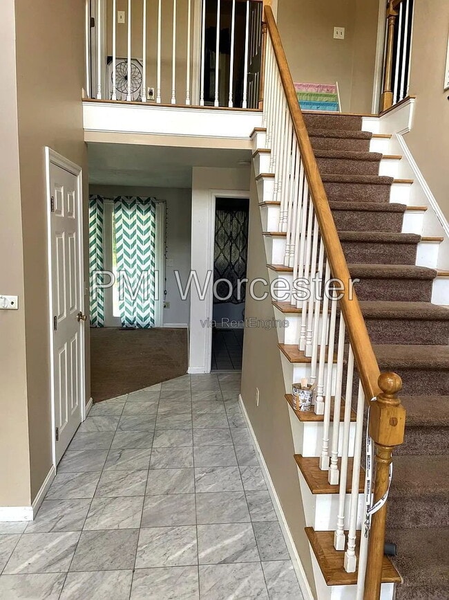 28 Brookside Ave