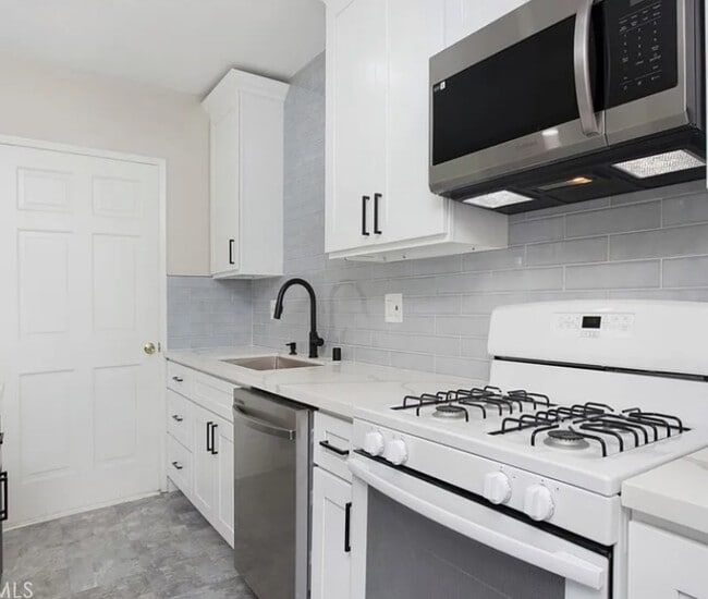 209 N Evelyn Dr House House Rental in Anaheim, CA