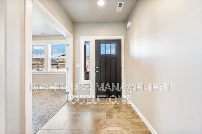 Photo - 2631 E Red Garnet St