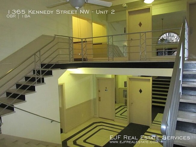 Photo - 1365 Kennedy St NW Unidad 2