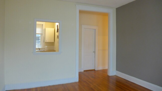 Photo - 1564 Commonwealth Ave