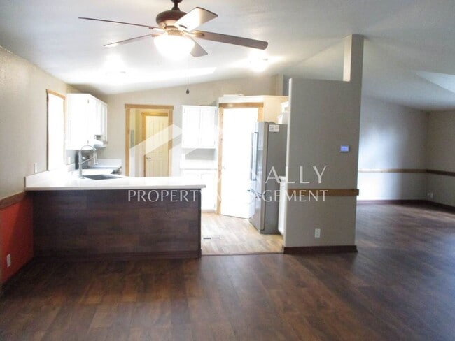 Photo - 3 Bedroom 2 Bath Home in Lakebay