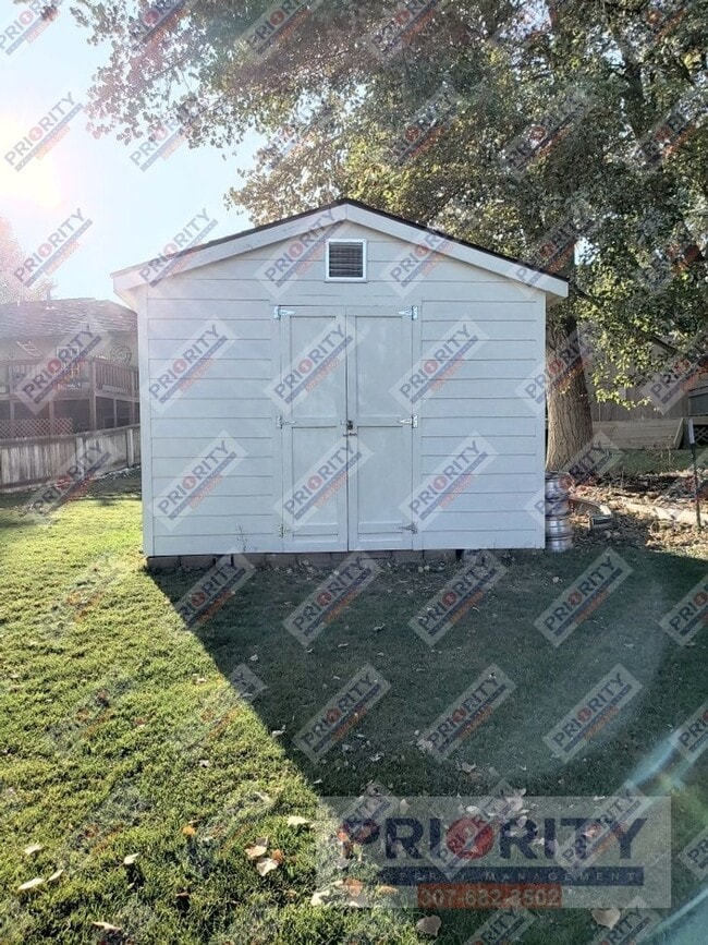 Photo - 3 bedroom, 2.5 bath Single-Family Home