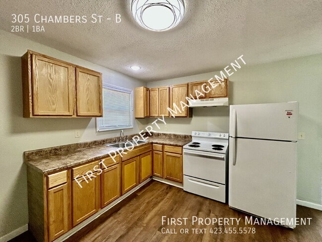 Photo - 305 Chambers St Unit B