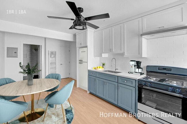 Building Photo - 5926 S Hoover St Unit 3/4