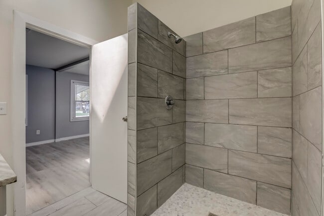 Photo - 6020 Mayfair St