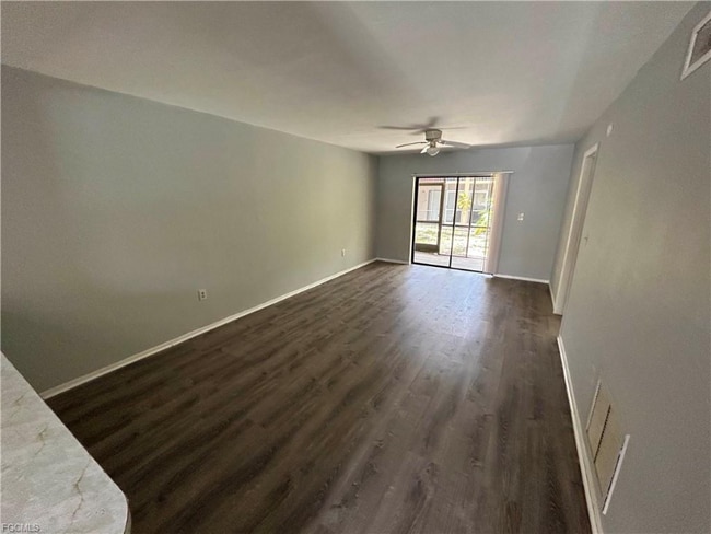 Photo - 2690 Park Windsor Dr Unidad 601