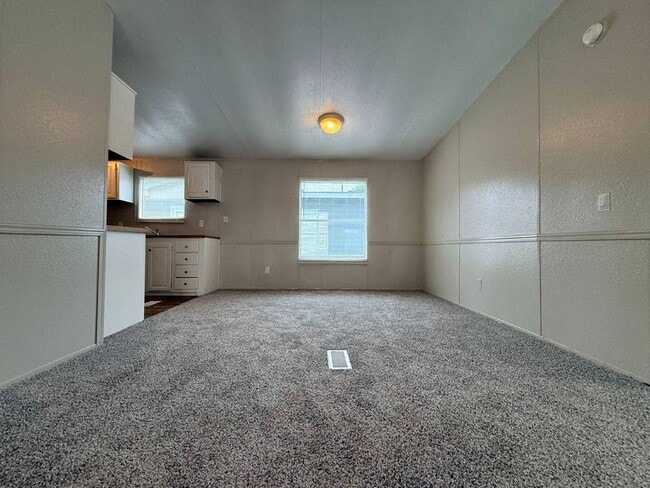Photo - 2318 Charlotte Dr