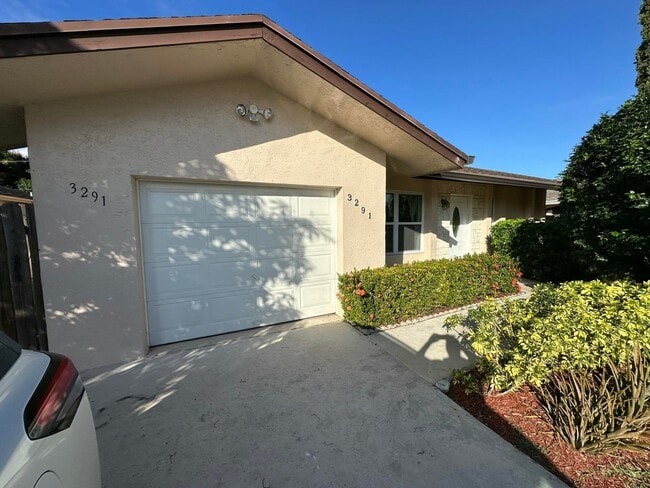 Photo - 3291 SW 4th St