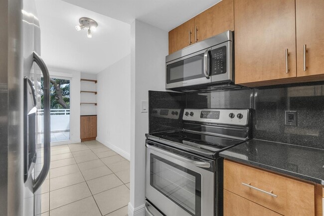 Photo - 2100 Brickell Ave Unit 305