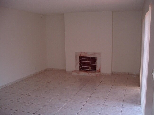Photo - 1714 Forest Lakes Cir Unit B