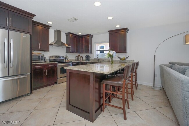 Photo - 768 96th Ave N