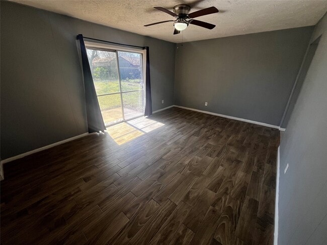 Photo - 1471 Cool Spring Dr