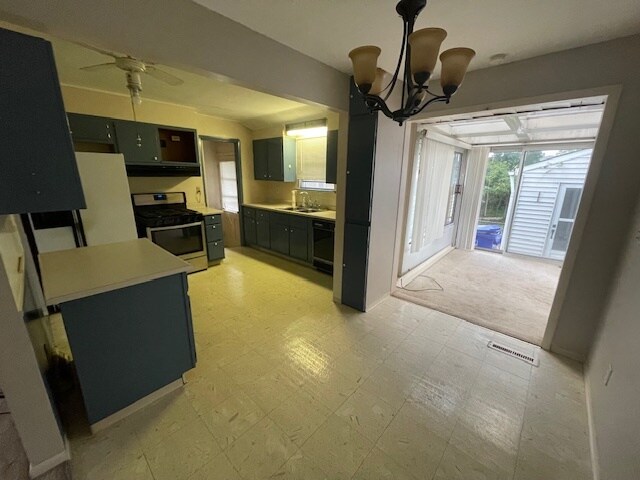 Photo - 14635 Sylvia Dr