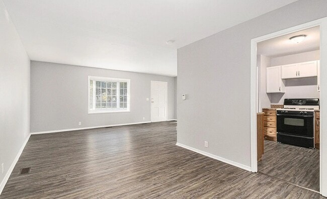 Photo - 1515 E Ireland Rd