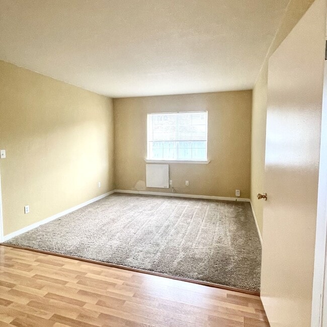 Photo - 134 Cypress St Apartamentos Unidad B