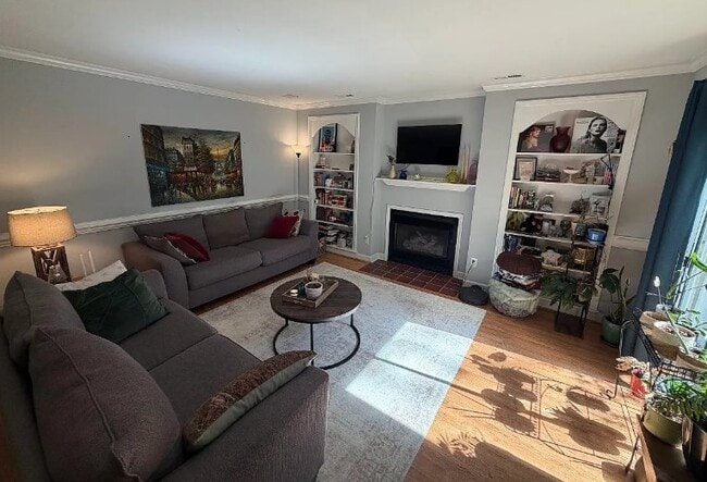 483 Summerwalk Cir