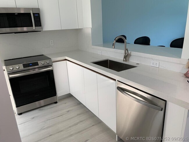 16051 Blatt Blvd Unit 412