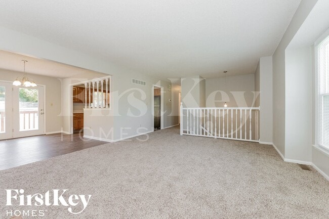 Photo - 18901 S Ash St