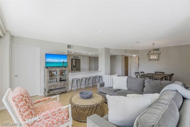 Building Photo - 5501 Heron Point Dr Unit 201