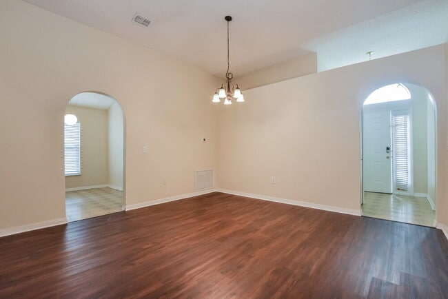 Photo - 792 Lake Doe Blvd