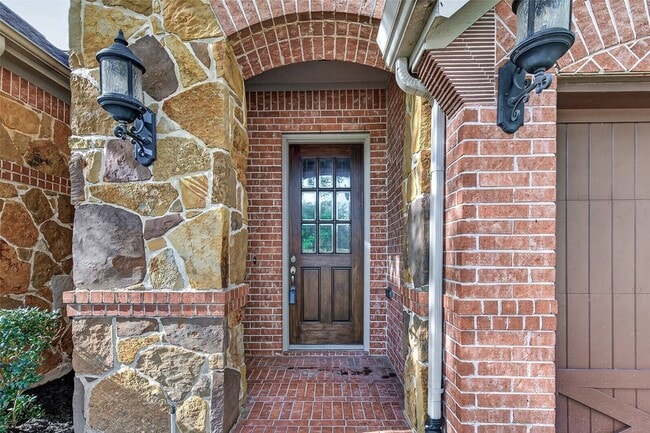 Photo - 6726 Hathaway Ln