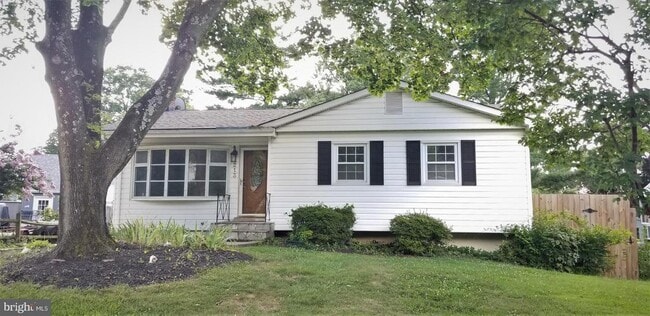 Photo - 213 Hardy Pl House