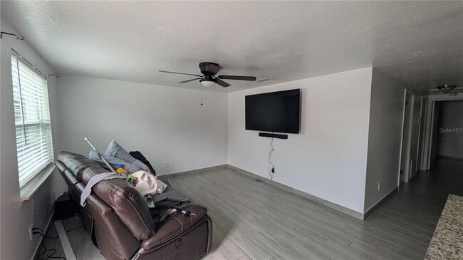 Photo - 5723 9th St Cir E